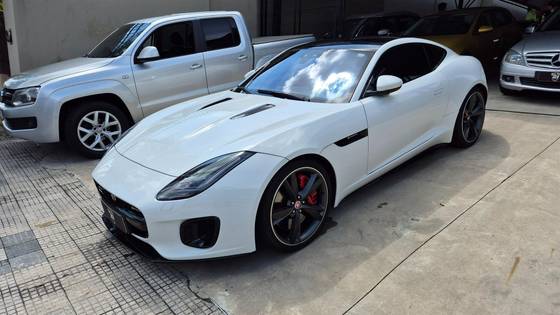 JAGUAR F-TYPE 2.0 P300 GASOLINA R-DYNAMIC COUPÉ AUTOMÁTICO